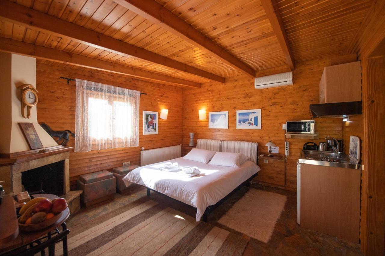 Aliki Guest House Éjo Kültér fotó