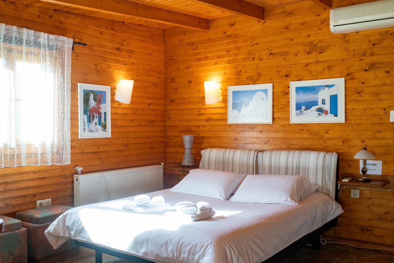 Aliki Guest House Éjo Kültér fotó