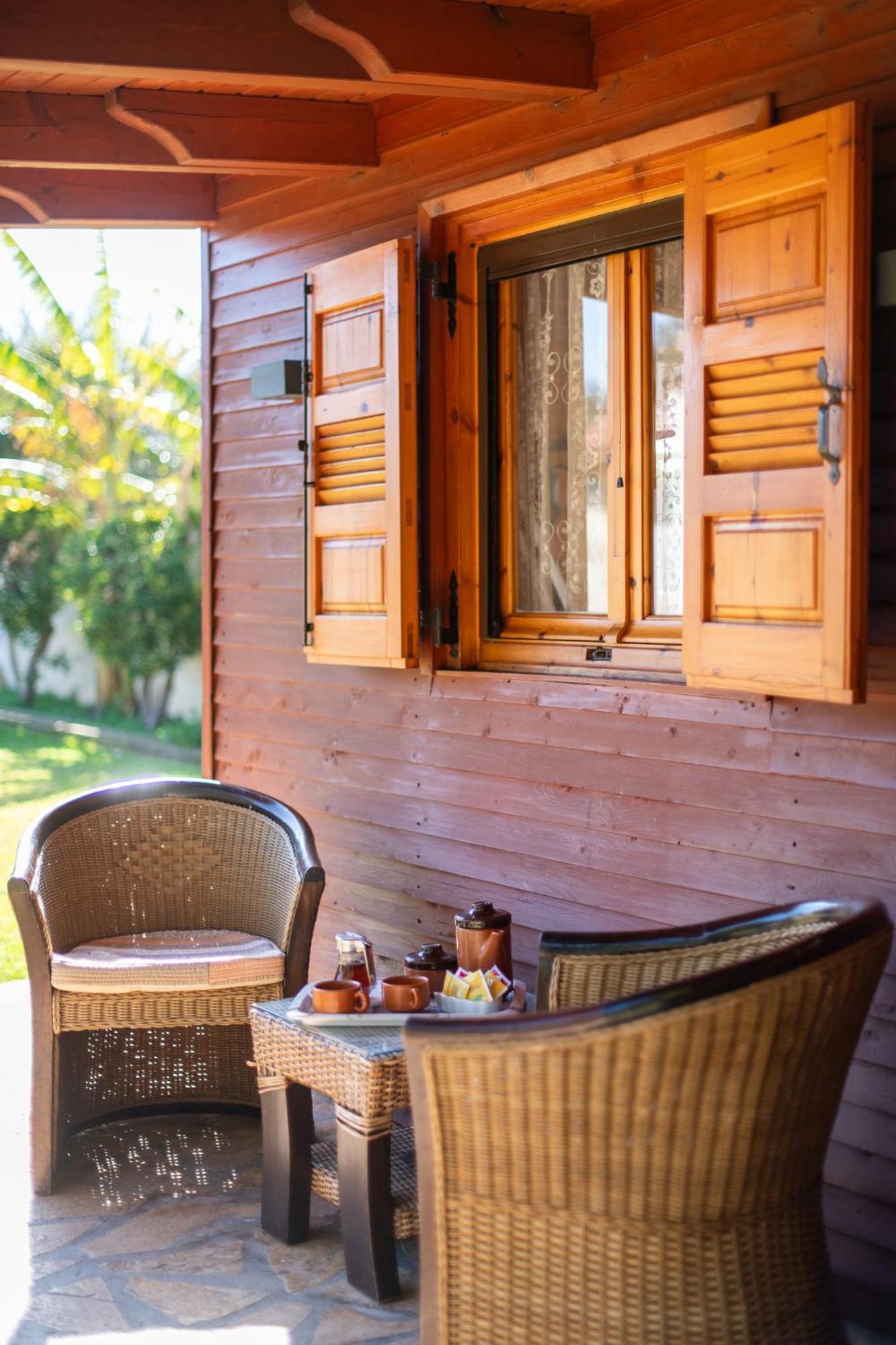 Aliki Guest House Éjo Kültér fotó